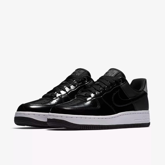 Nike Air Force 1 '07 SE Premium Women's Shoes - Picture 2 of 8